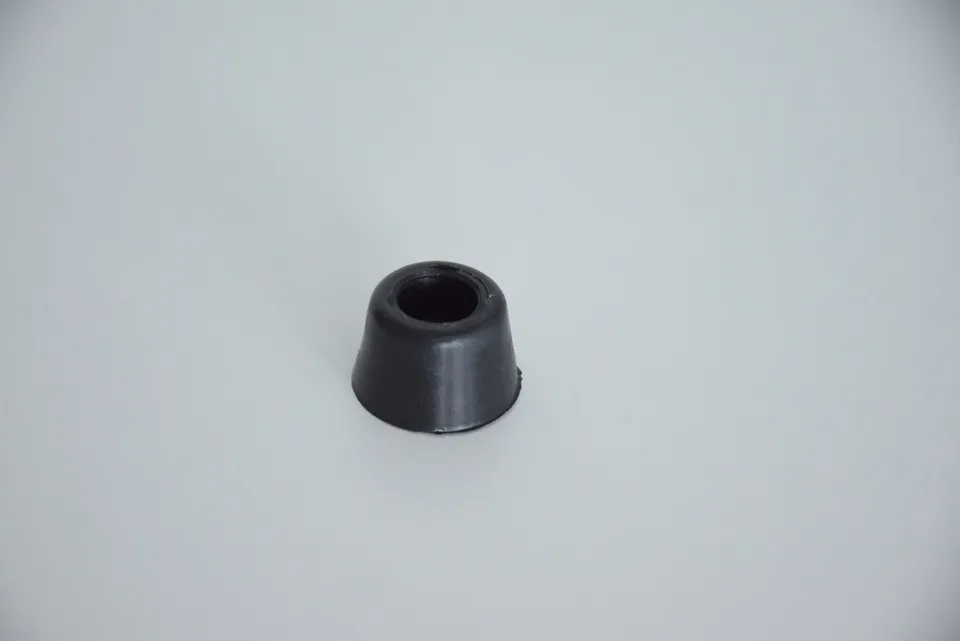 Milantoast Spare Parts pied conique PVC 19x13