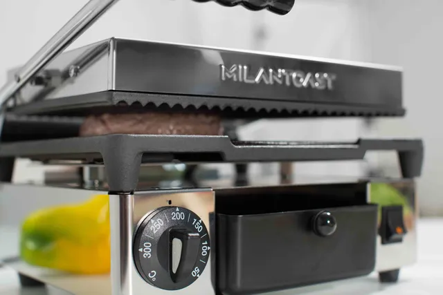 Milantoast 18051-18021 grille entrée pièce détachée four pro