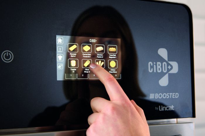 Lincat CiBO+ Boosted four rapide noir 3x380V pizza 12 pouces