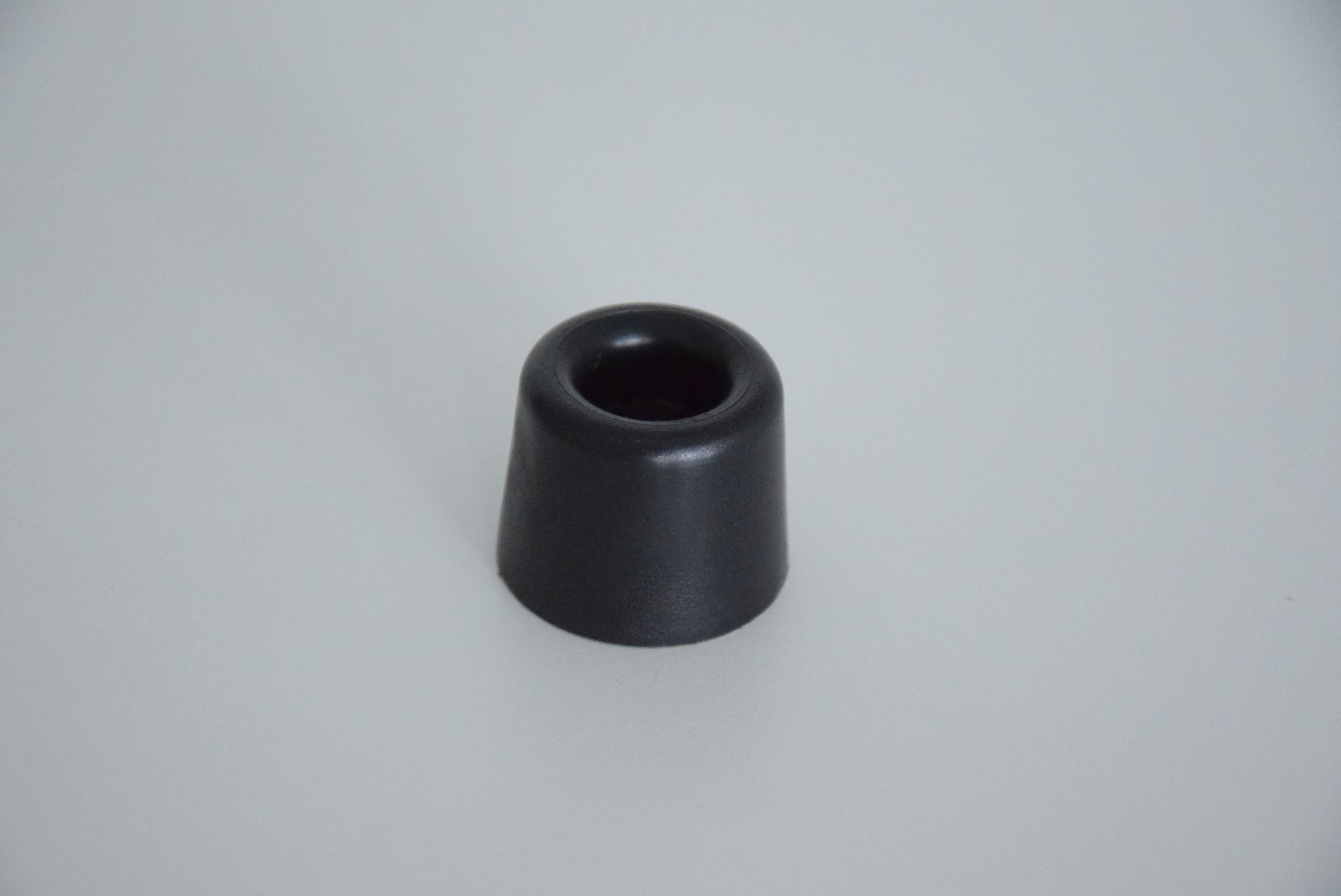 Milantoast Spare Parts pied 30x25 PVC opaque pied four